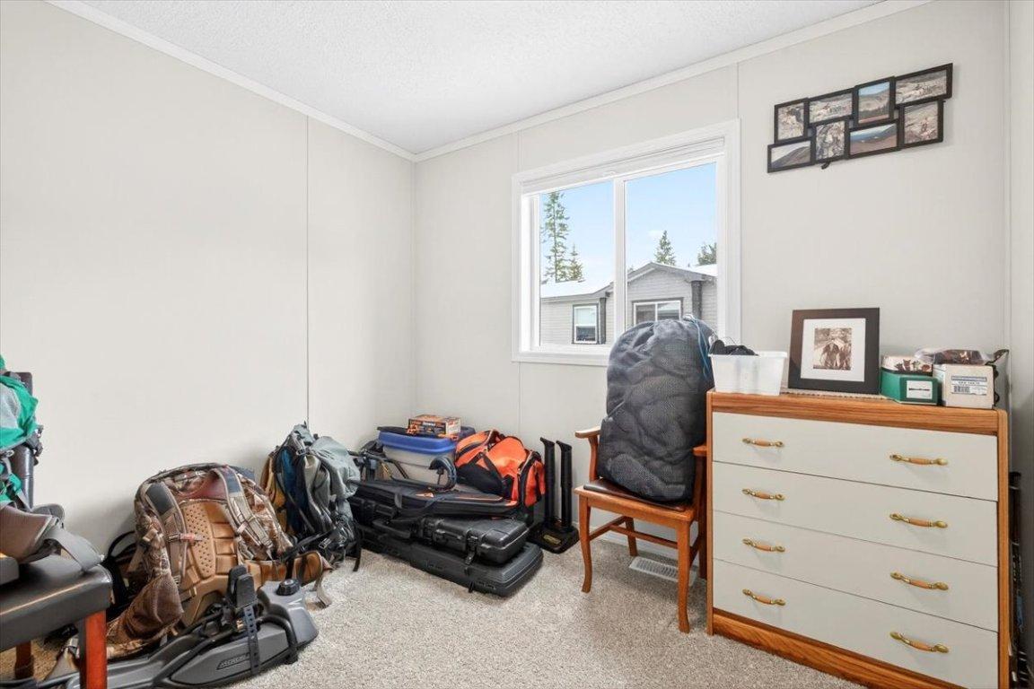 22 Wilderness Heights Drive, Elkford, BC