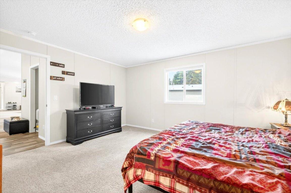 22 Wilderness Heights Drive, Elkford, BC