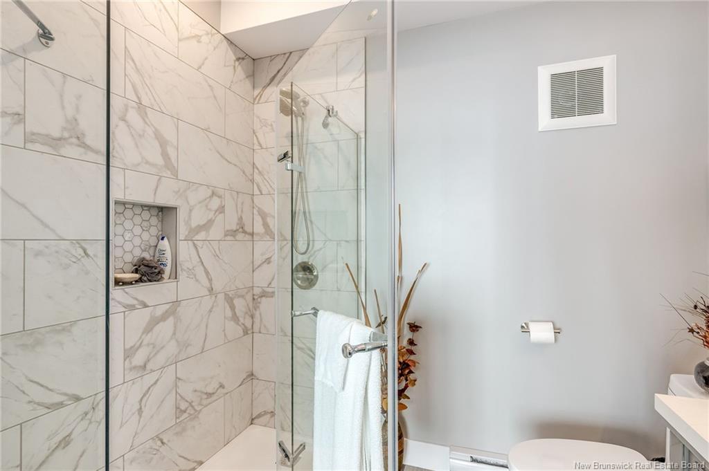 102-79 Mapleview Dr, Hampton, NB