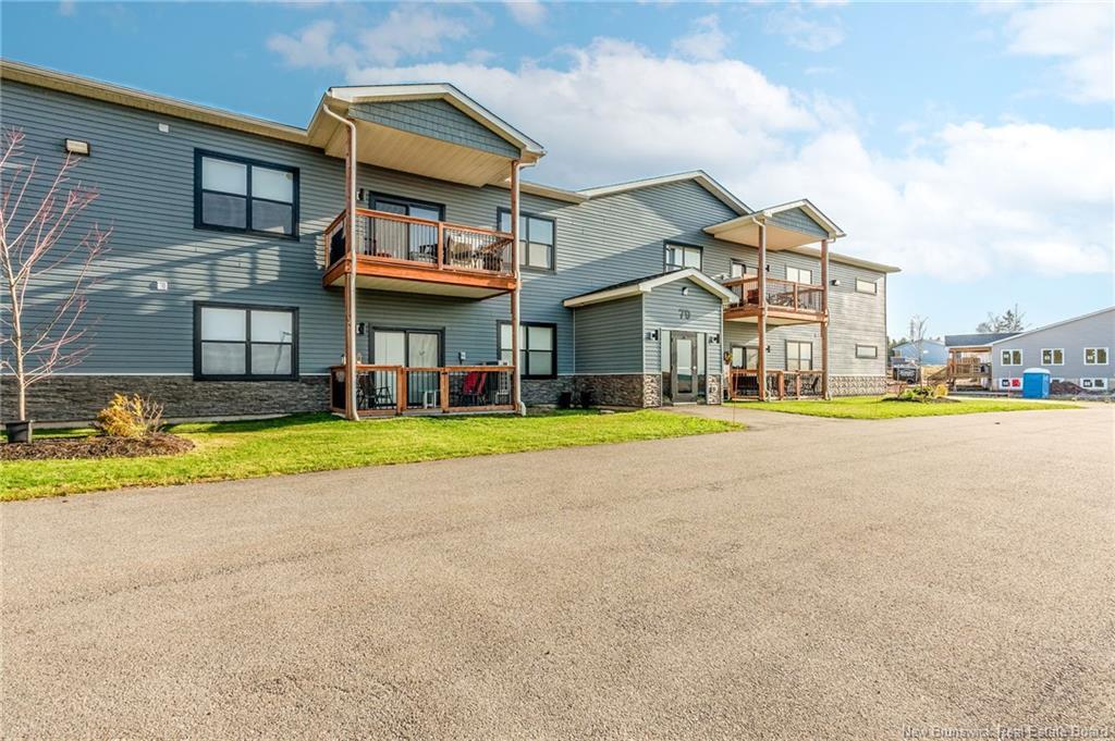 102-79 Mapleview Dr, Hampton, NB