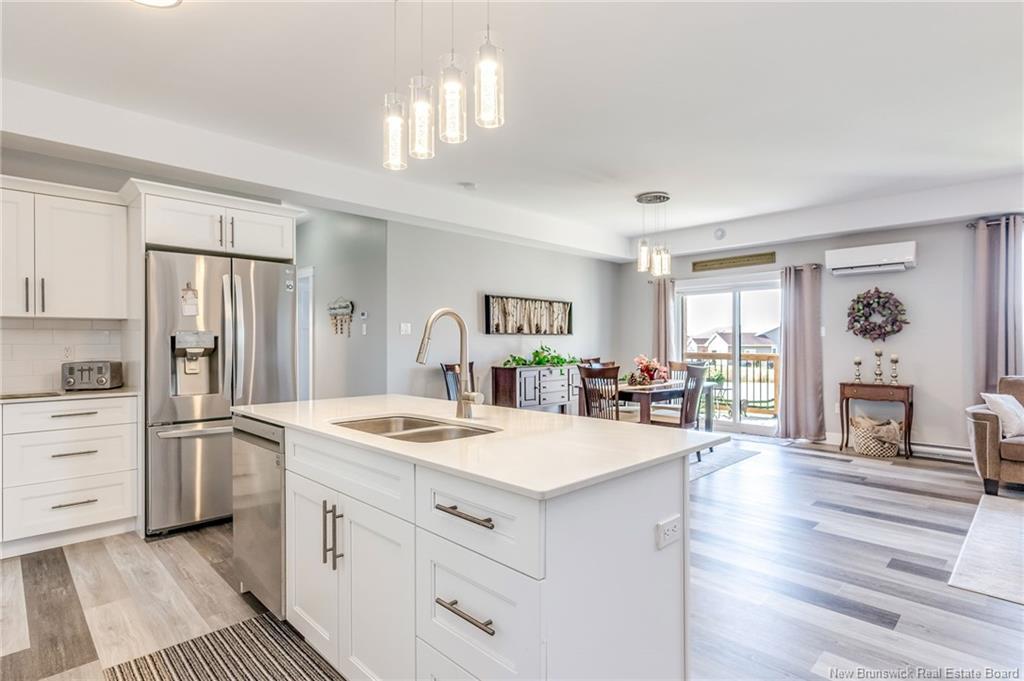 102-79 Mapleview Dr, Hampton, NB