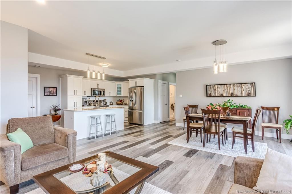 102-79 Mapleview Dr, Hampton, NB