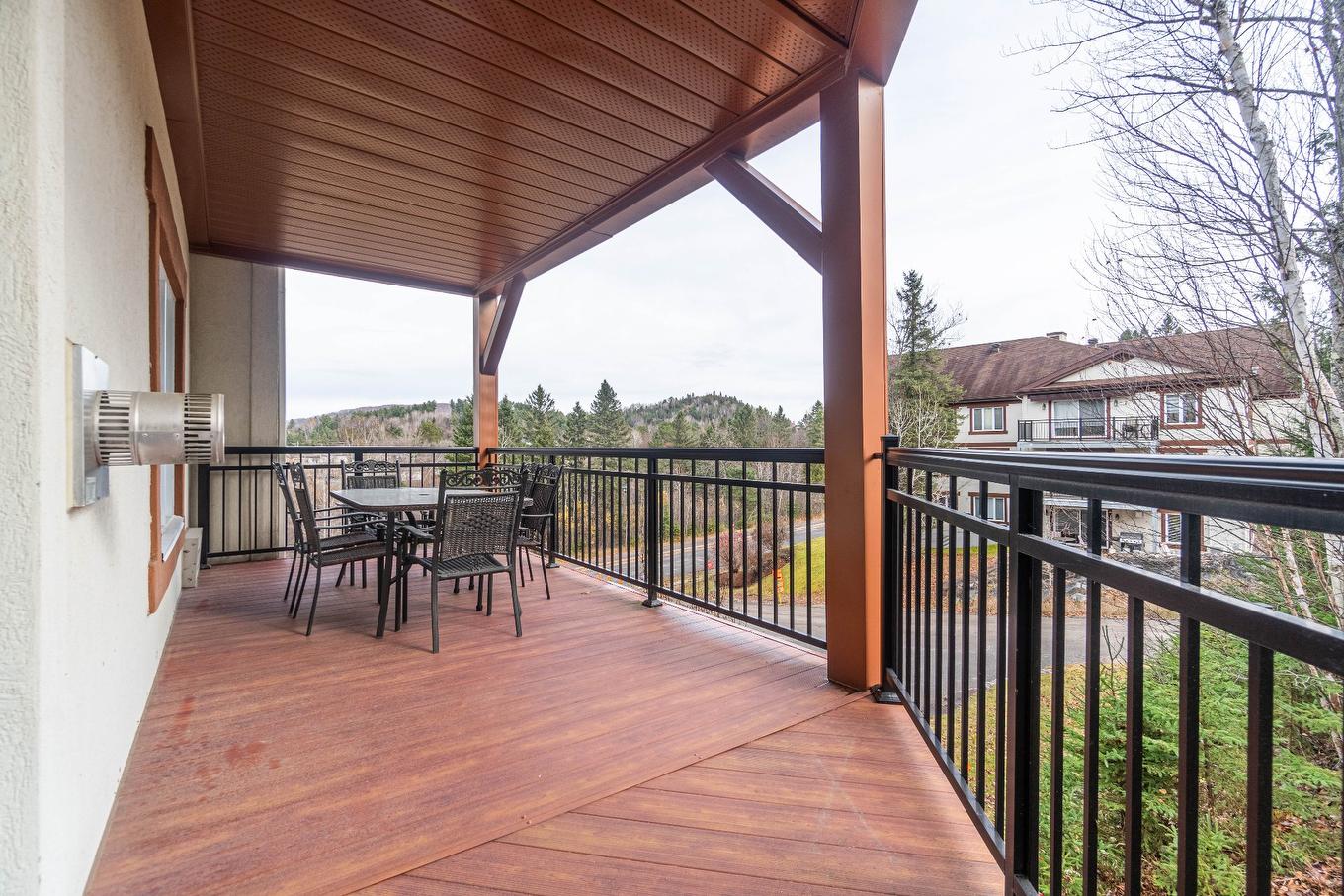 Balcony - 205-145 Rue Du Ruisseau-Clair, Mont-Tremblant, QC - Outdoor With Exterior