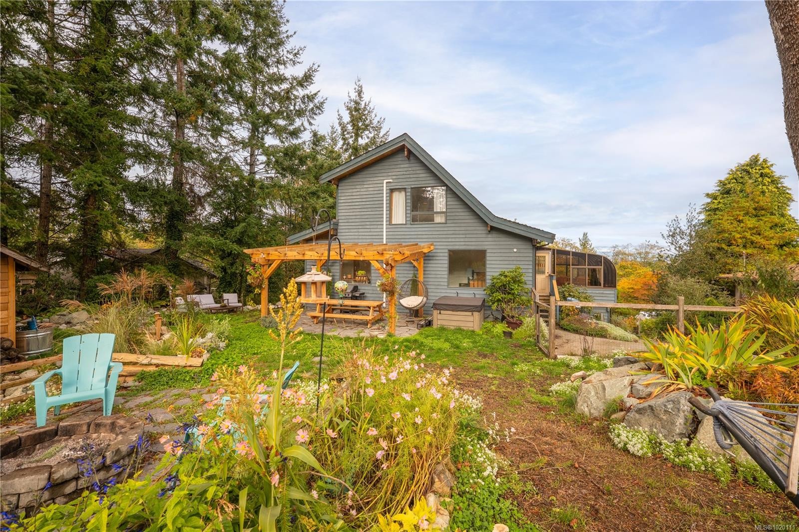 6869 Philip Rd, Lantzville, BC