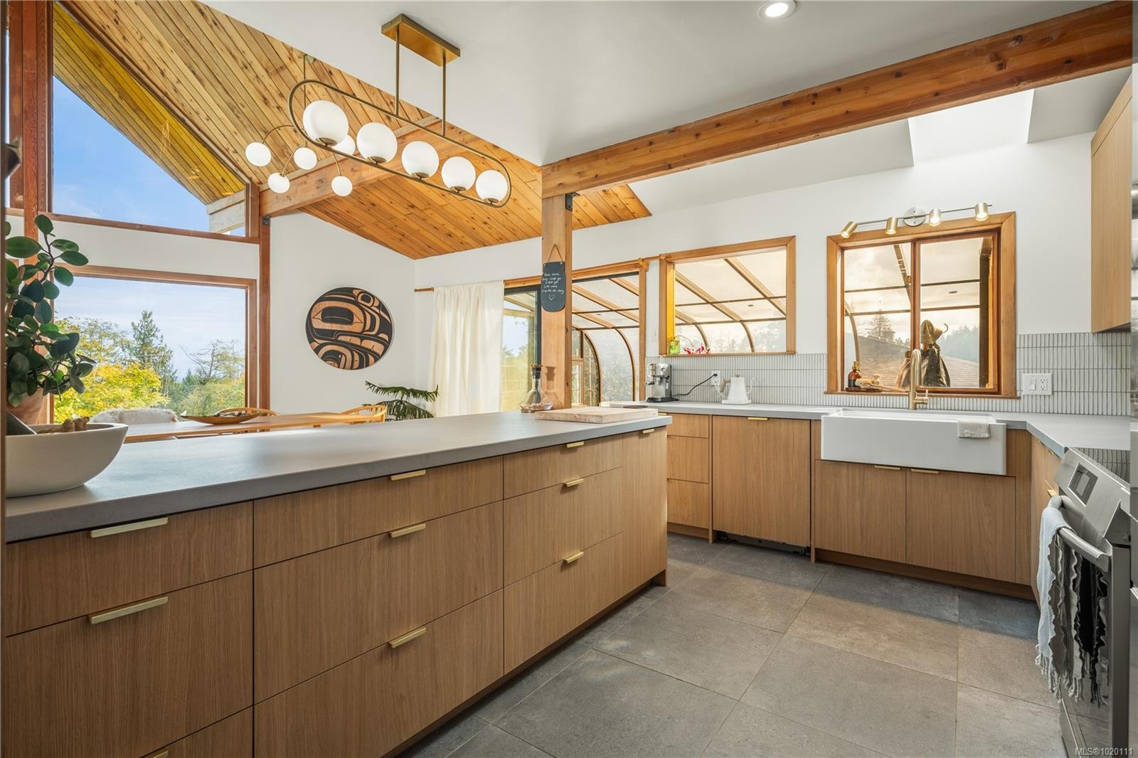 6869 Philip Rd, Lantzville, BC