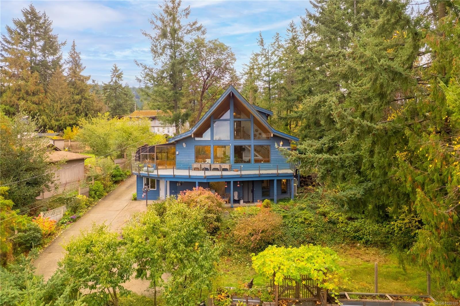 6869 Philip Rd, Lantzville, BC