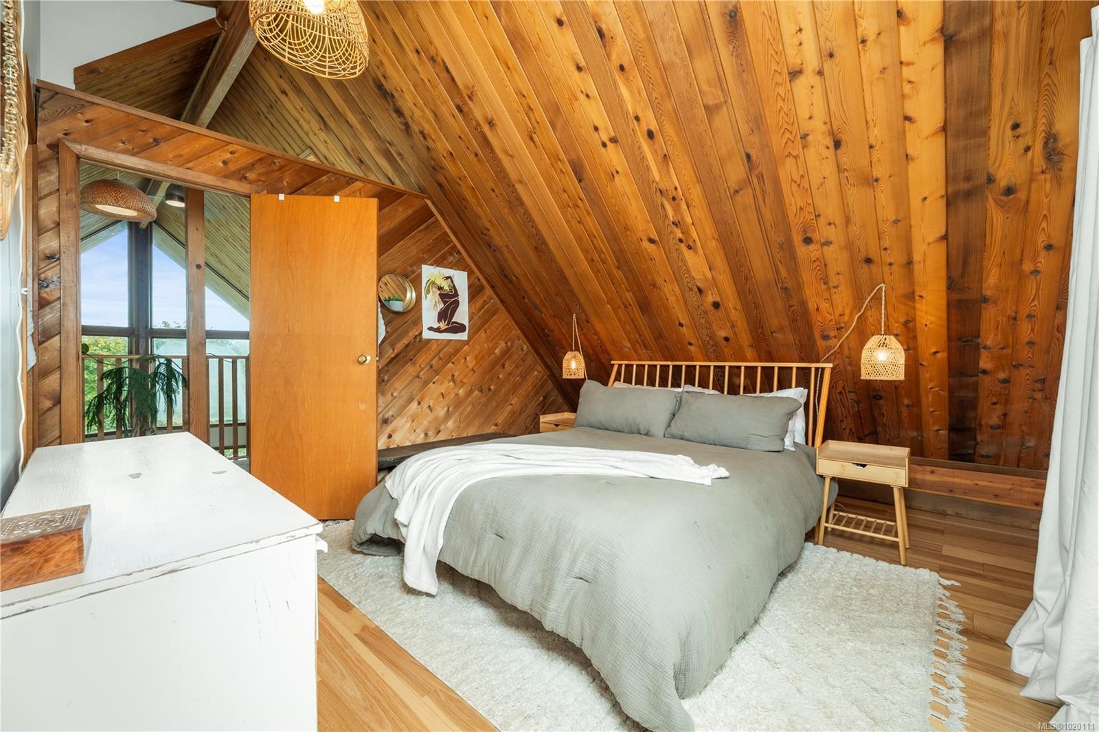 6869 Philip Rd, Lantzville, BC