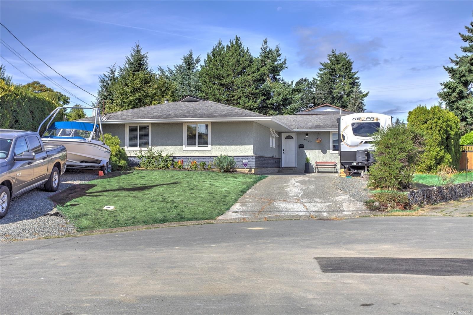 6144 Edgehill Pl, Duncan, BC