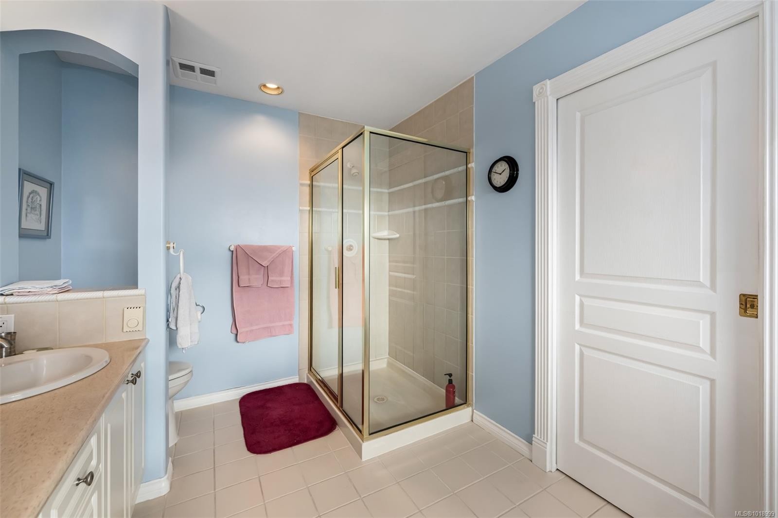 29-520 Marsett Pl, Saanich, BC