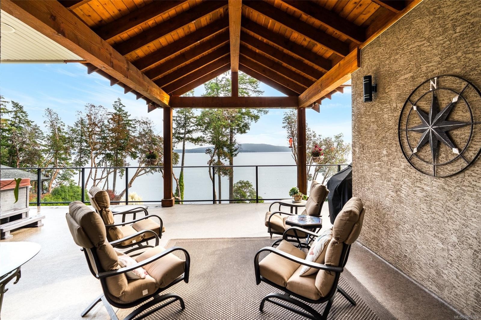 2851 Whiskey Point Rd, Mill Bay, BC