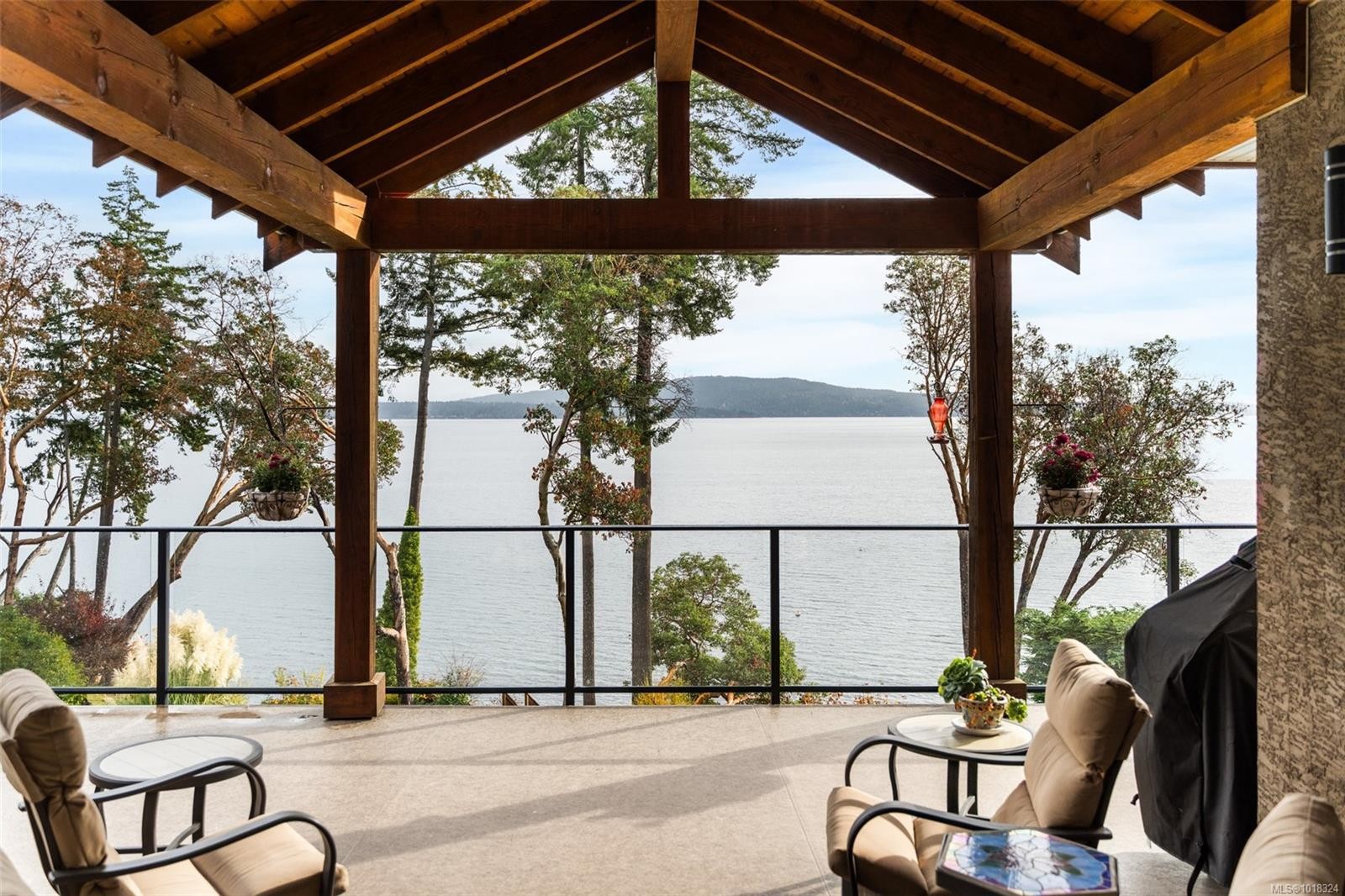 2851 Whiskey Point Rd, Mill Bay, BC