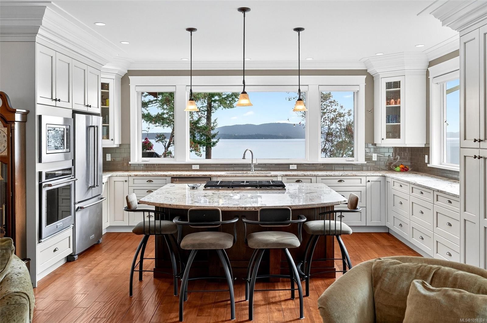 2851 Whiskey Point Rd, Mill Bay, BC