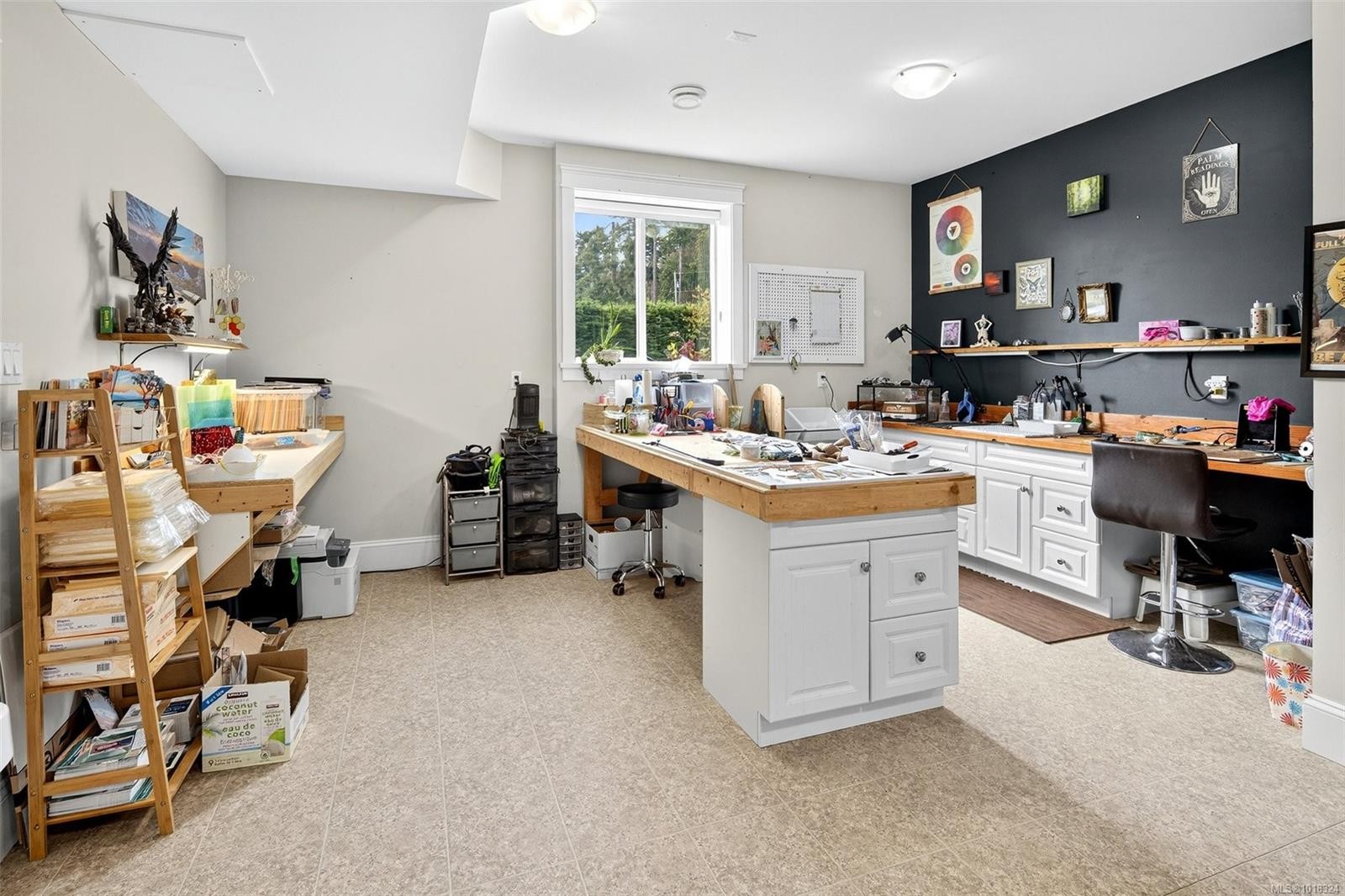 2851 Whiskey Point Rd, Mill Bay, BC