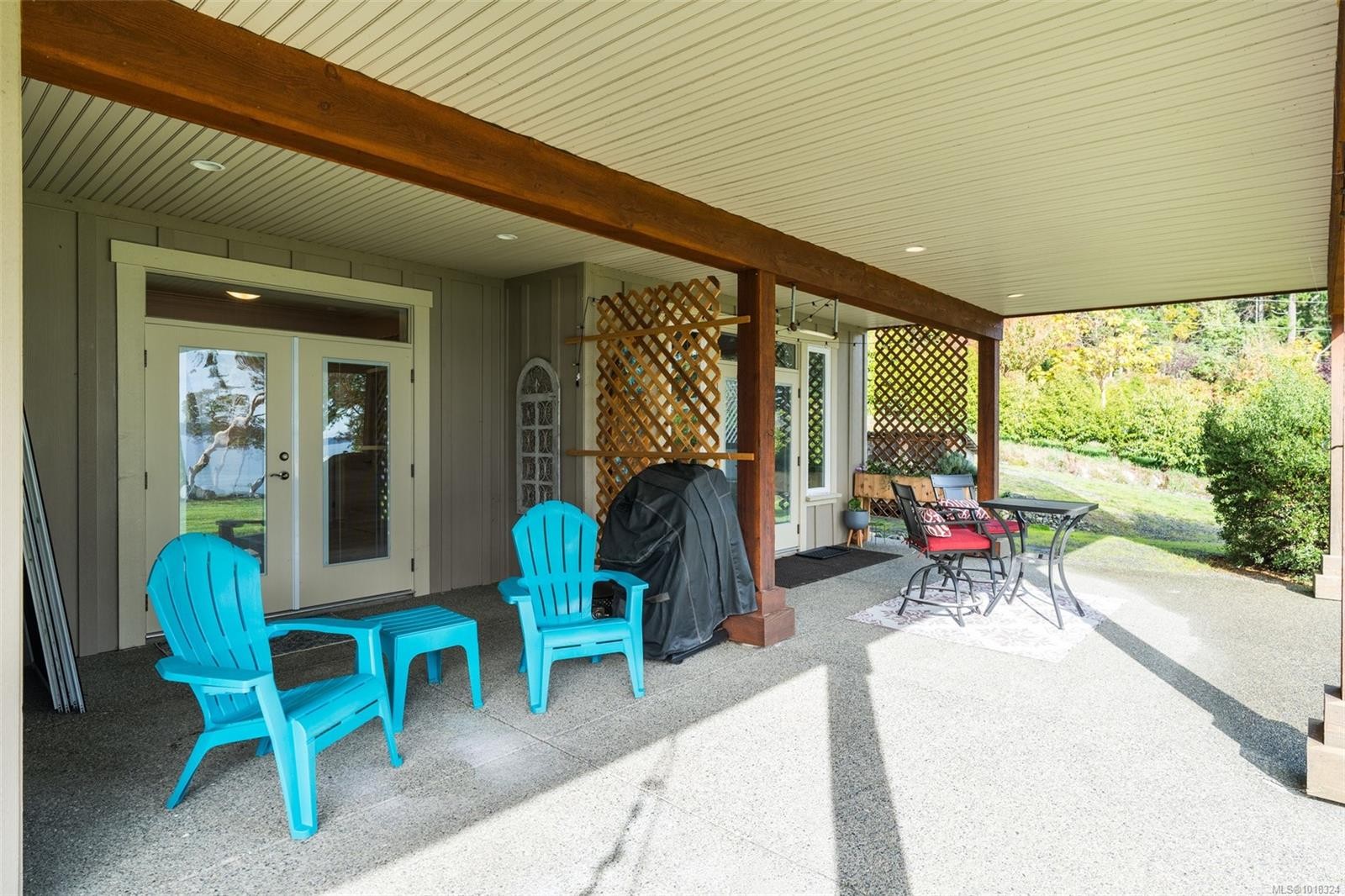 2851 Whiskey Point Rd, Mill Bay, BC