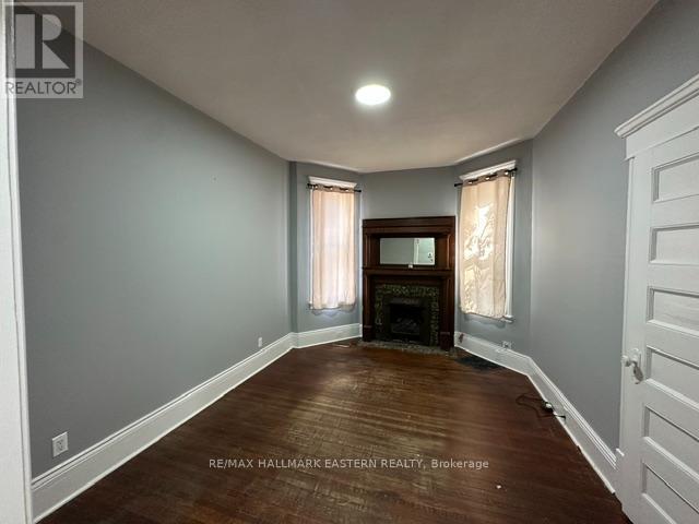 Unit 1 - 293 Dalhousie Street, Peterborough (Town Ward 3), ON - Indoor With Fireplace