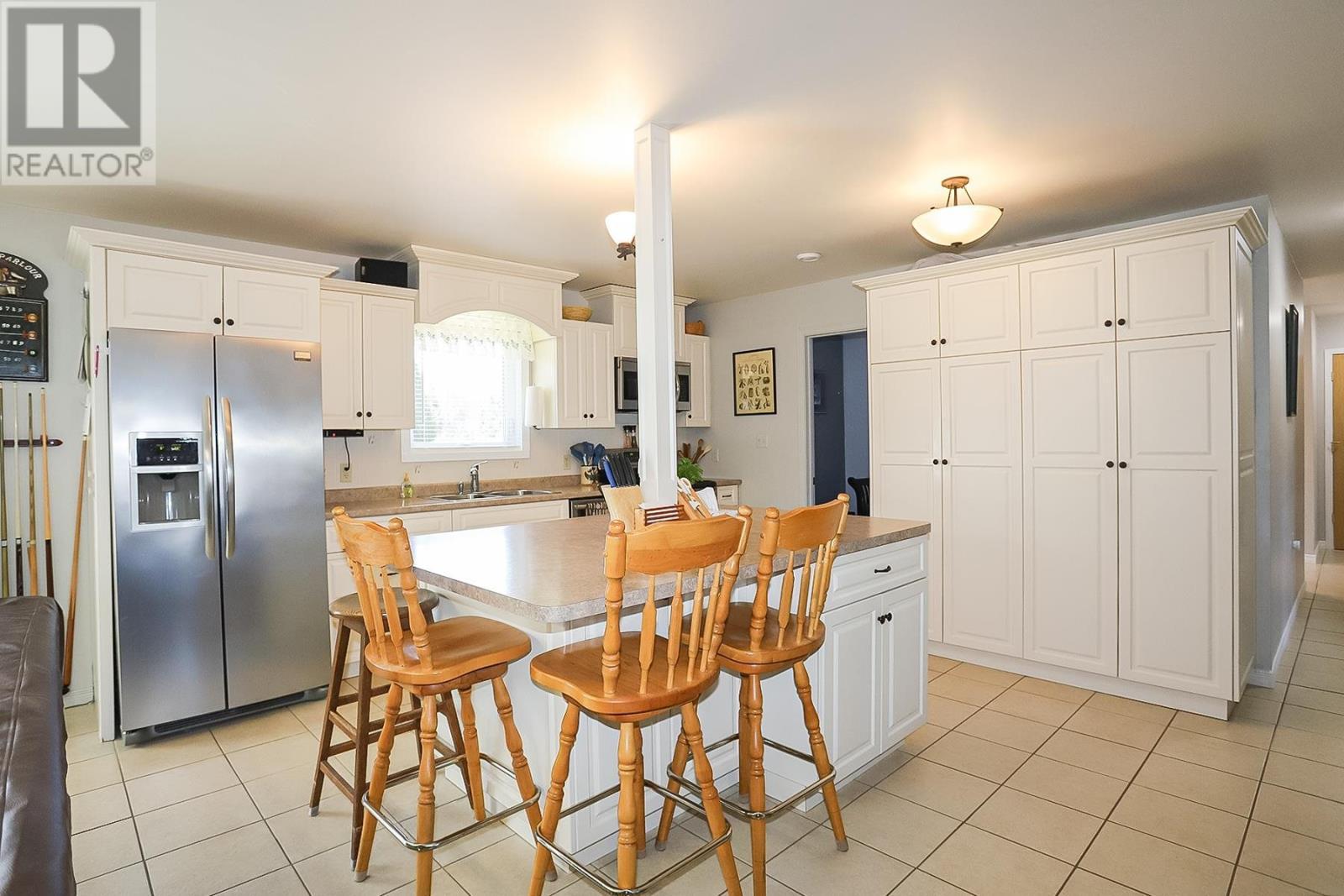 2233 Hilton Rd, Hilton Beach, ON - Indoor