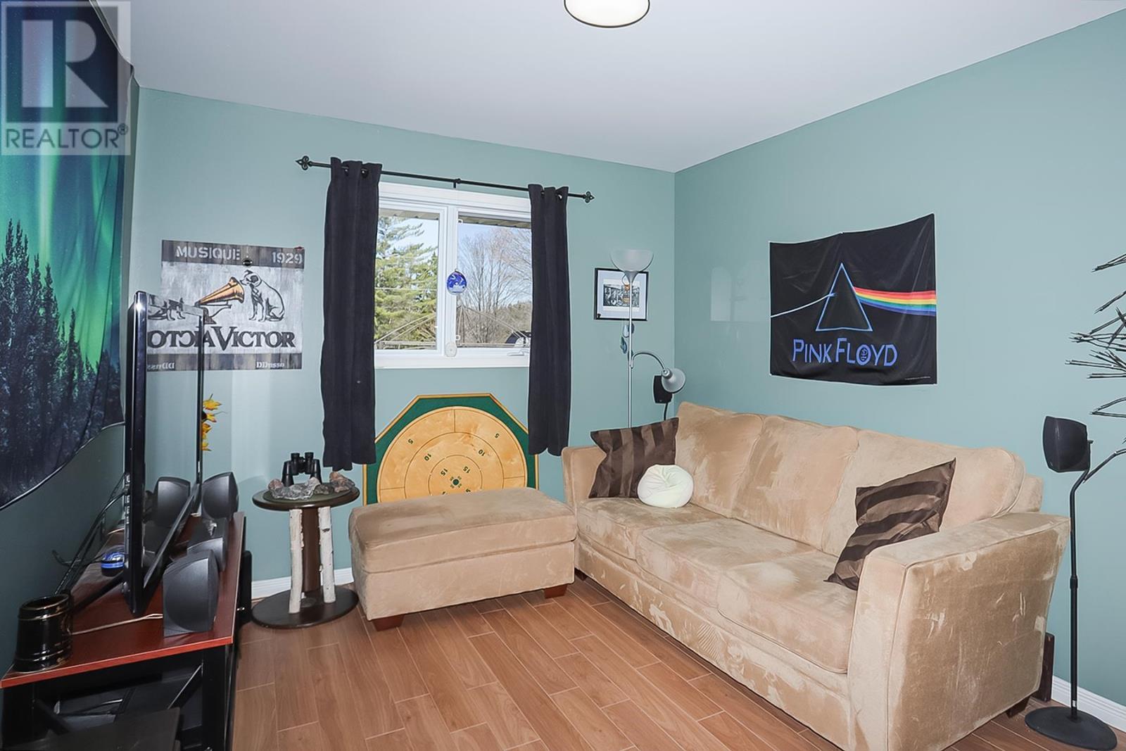 2233 Hilton Rd, Hilton Beach, ON - Indoor