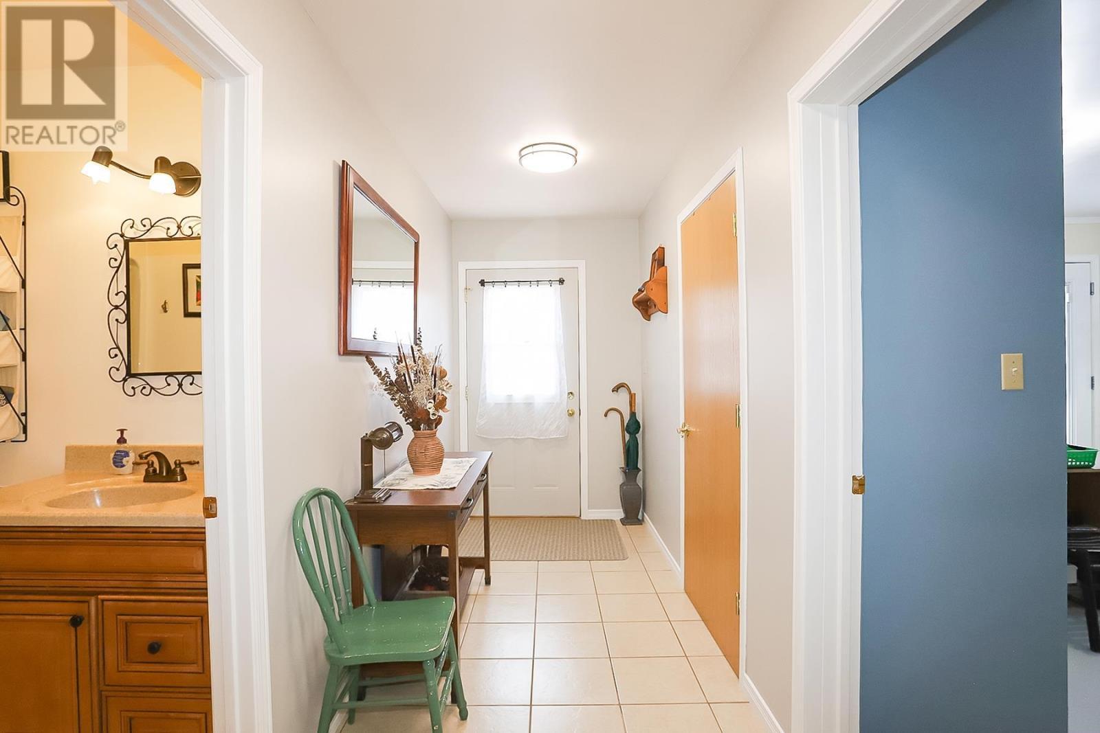 2233 Hilton Rd, Hilton Beach, ON - Indoor