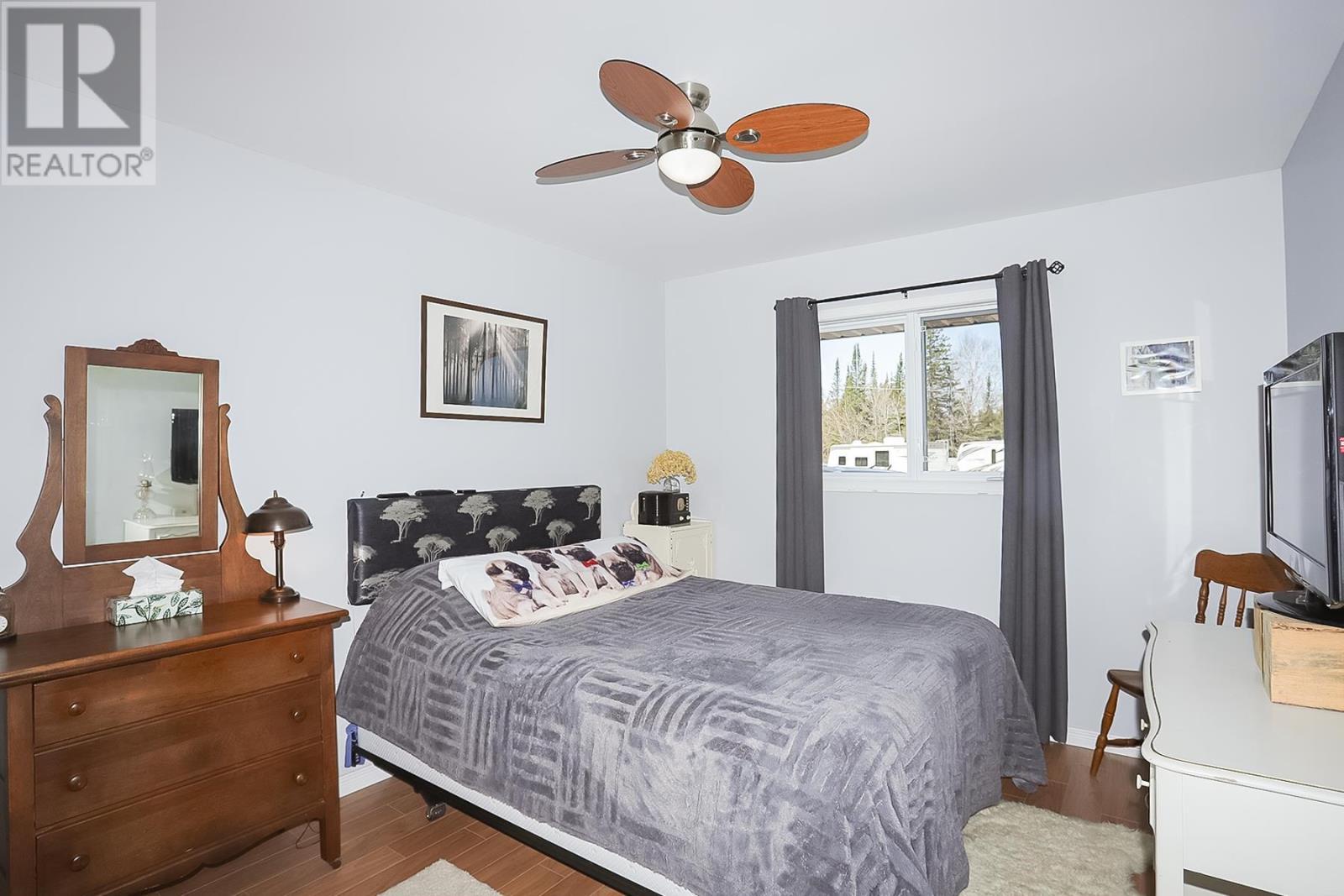 2233 Hilton Rd, Hilton Beach, ON - Indoor Photo Showing Bedroom