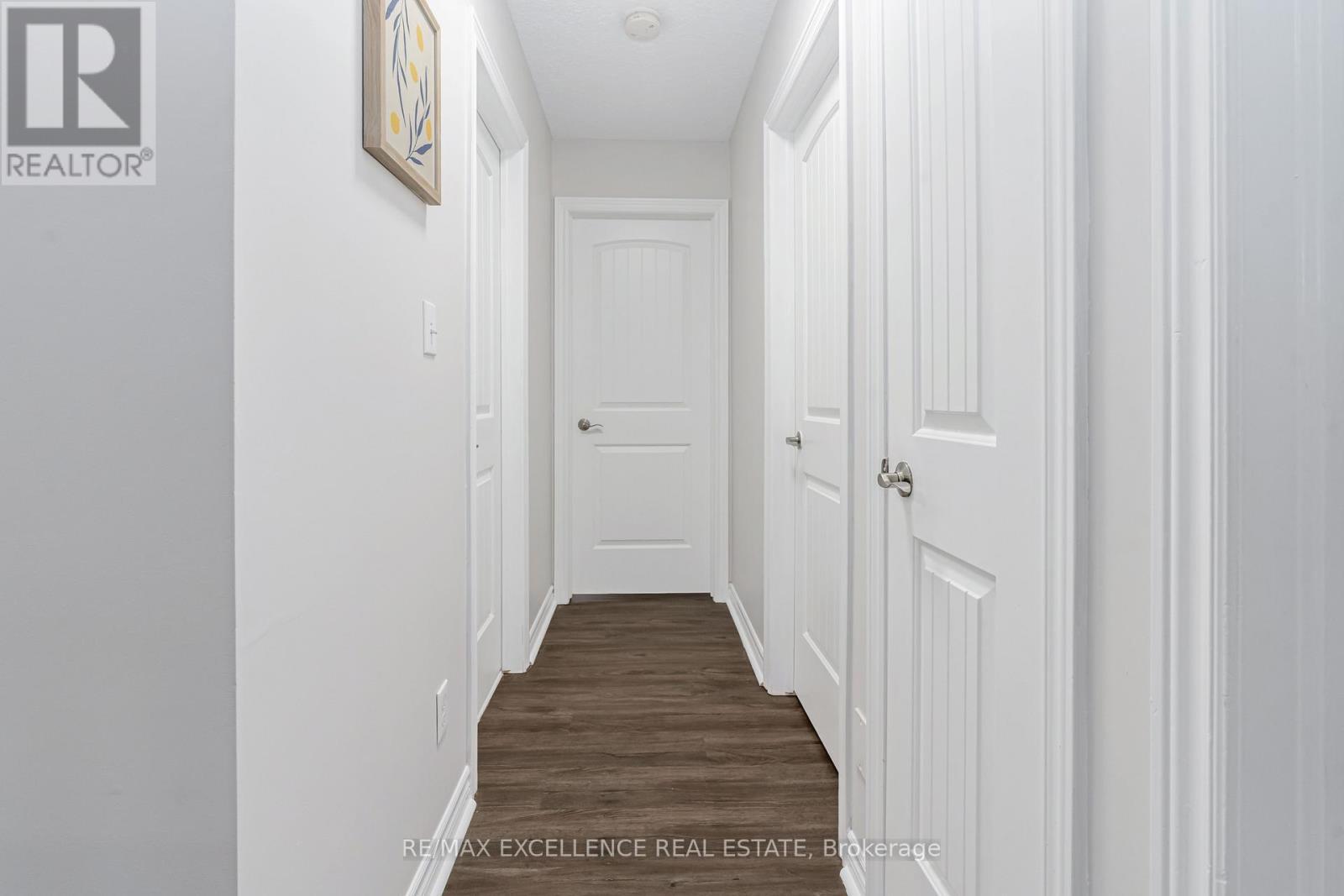 904 Frontenac Crescent, Woodstock, ON - Indoor Photo Showing Other Room