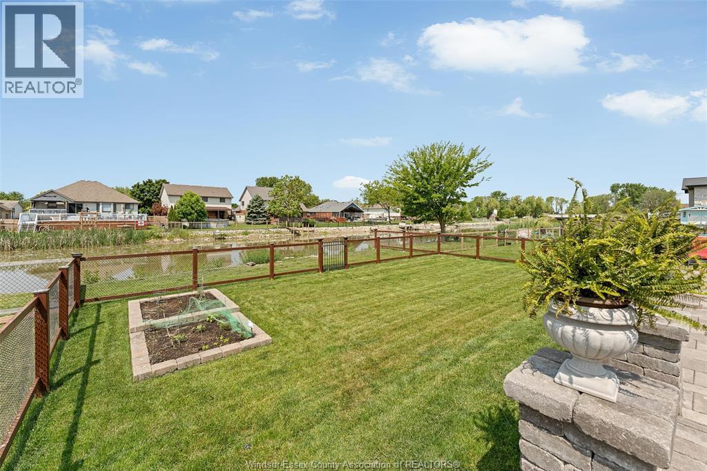 202 Summer Street, Lakeshore, ON - Outdoor