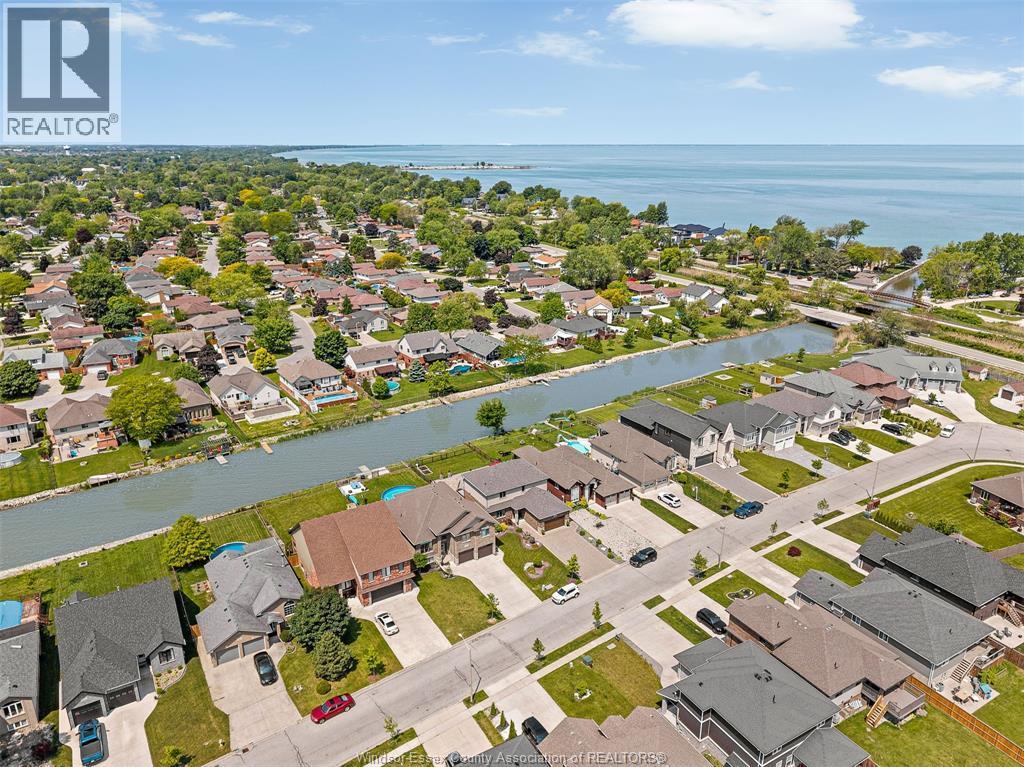 202 Summer Street, Lakeshore, ON - Outdoor With Body Of Water With View
