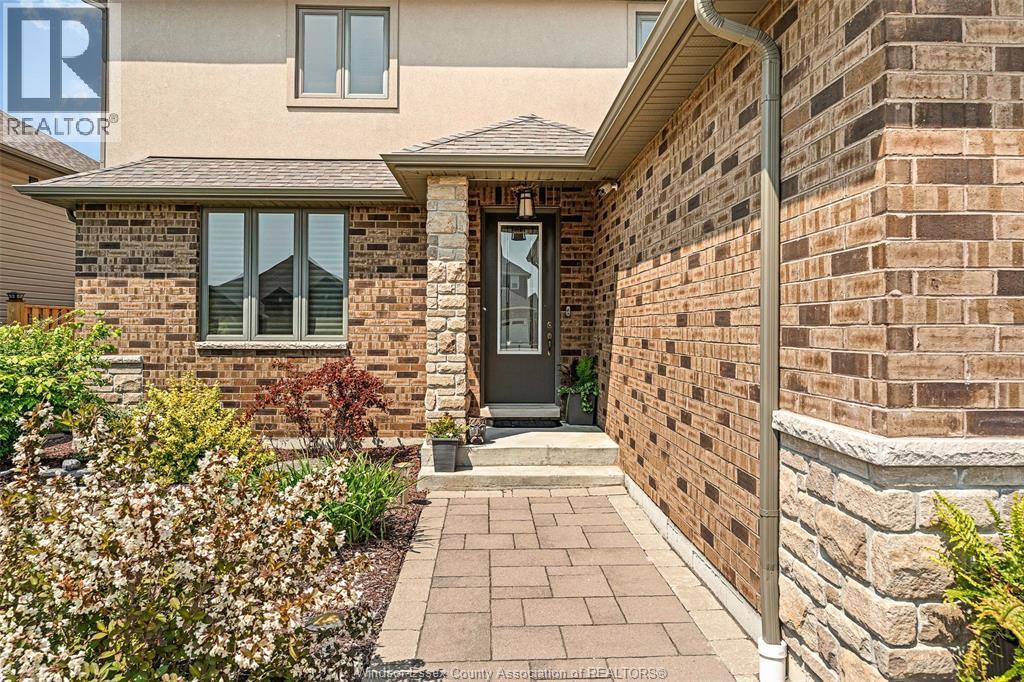 202 Summer Street, Lakeshore, ON - Outdoor