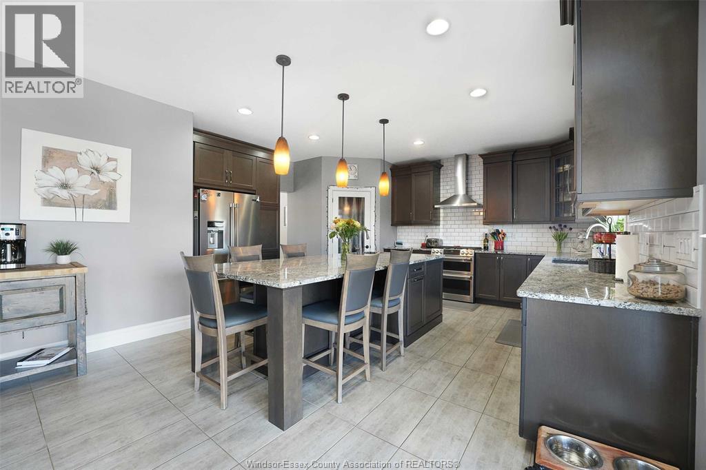 202 Summer Street, Lakeshore, ON - Indoor