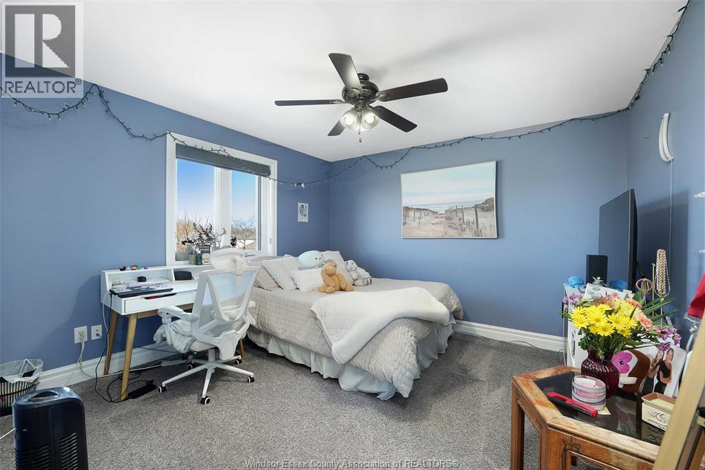 202 Summer Street, Lakeshore, ON - Indoor Photo Showing Bedroom