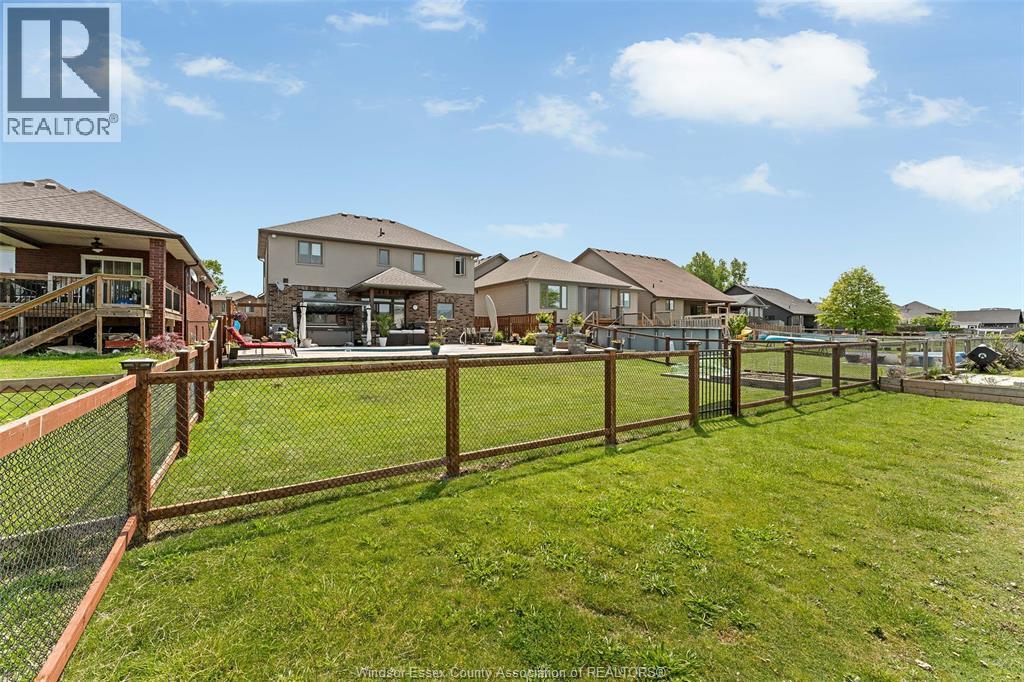 202 Summer Street, Lakeshore, ON - Outdoor With Deck Patio Veranda