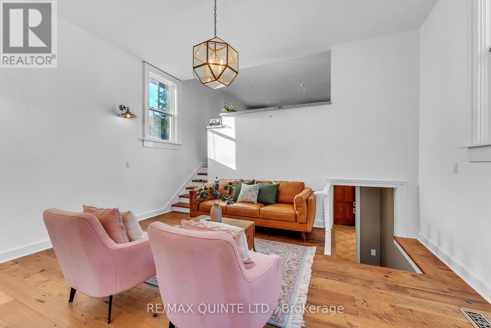 349 Main Street, Prince Edward County (Bloomfield Ward), ON - Indoor