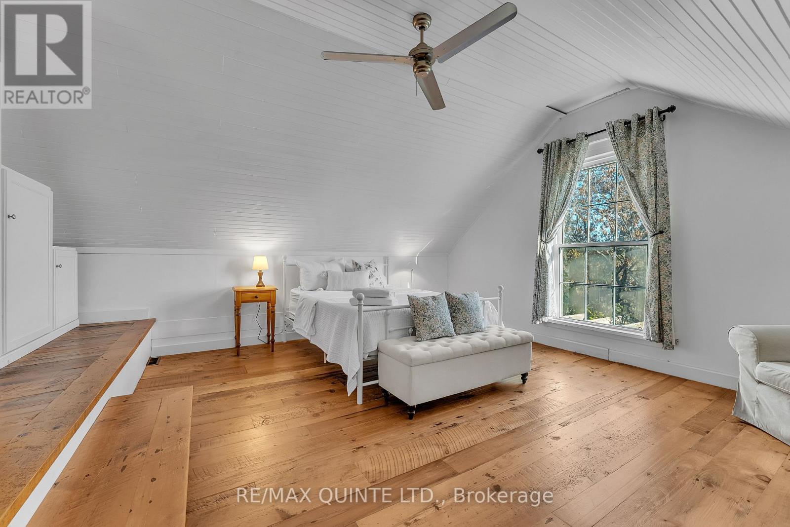 349 Main Street, Prince Edward County (Bloomfield Ward), ON - Indoor