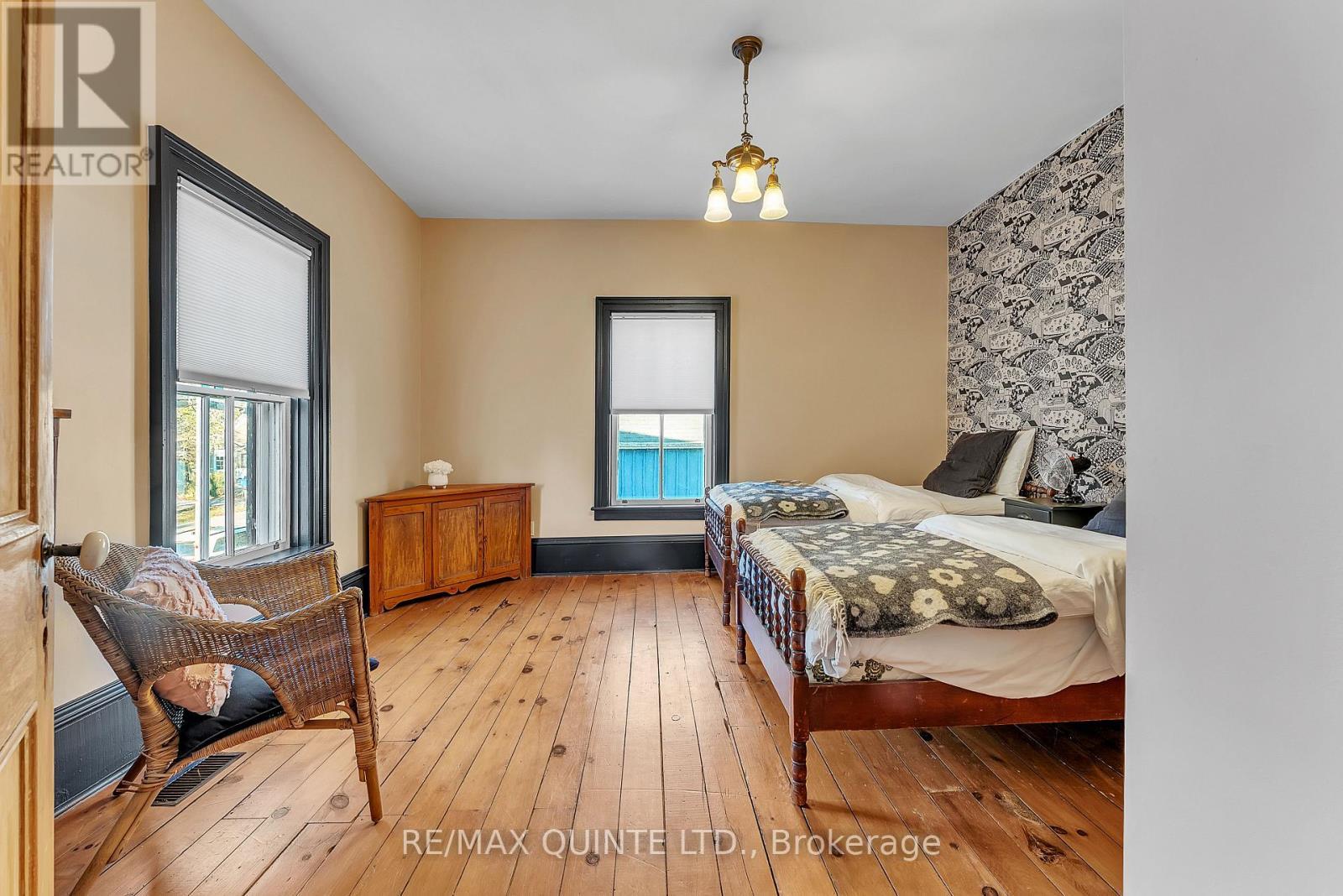 349 Main Street, Prince Edward County (Bloomfield Ward), ON - Indoor