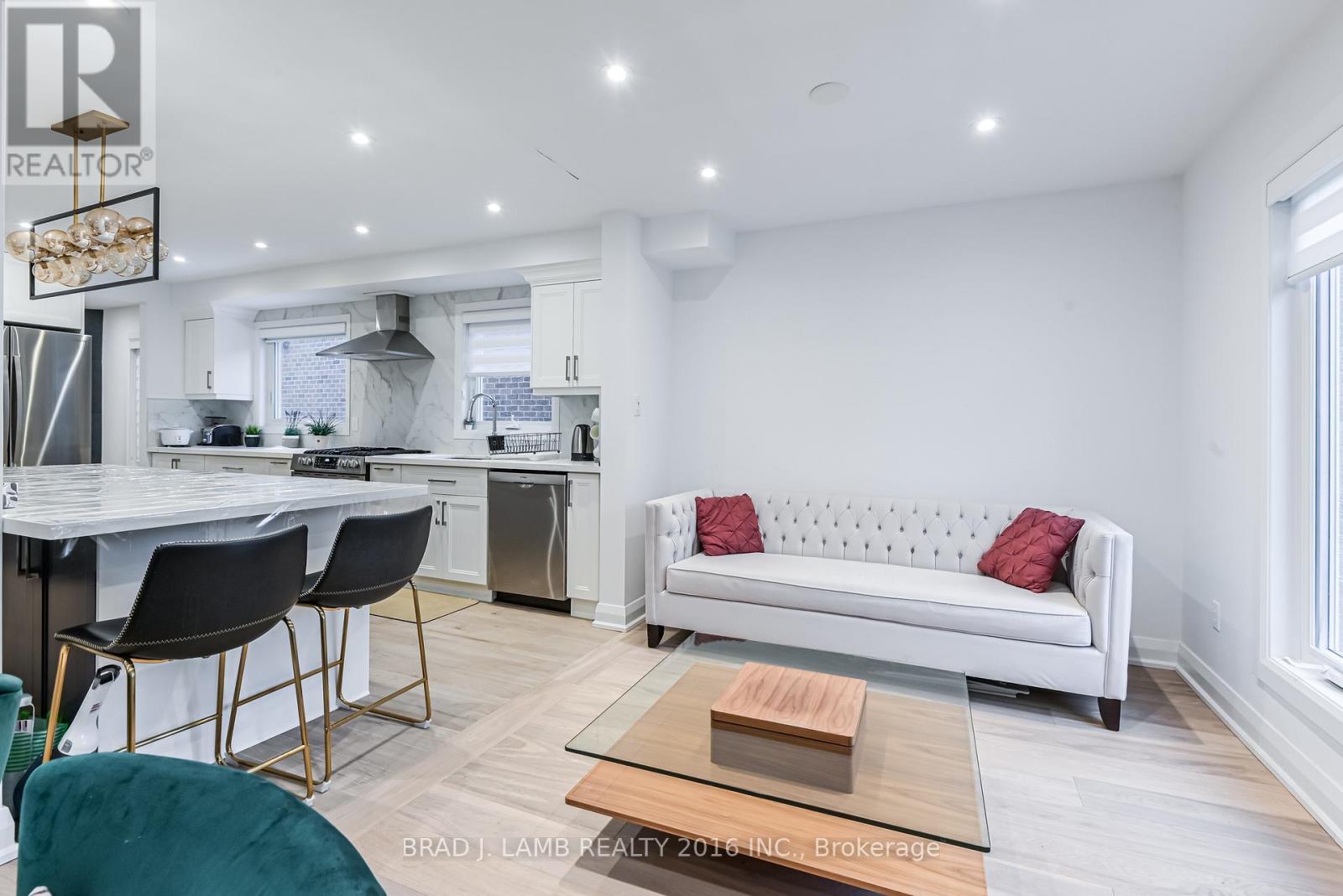 Bed 2 - 54 Campbell Avenue, Vaughan, ON - Indoor