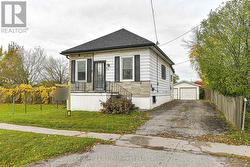 82 POUGHKEEPSIE STREET Orillia, ON L3V 1M8