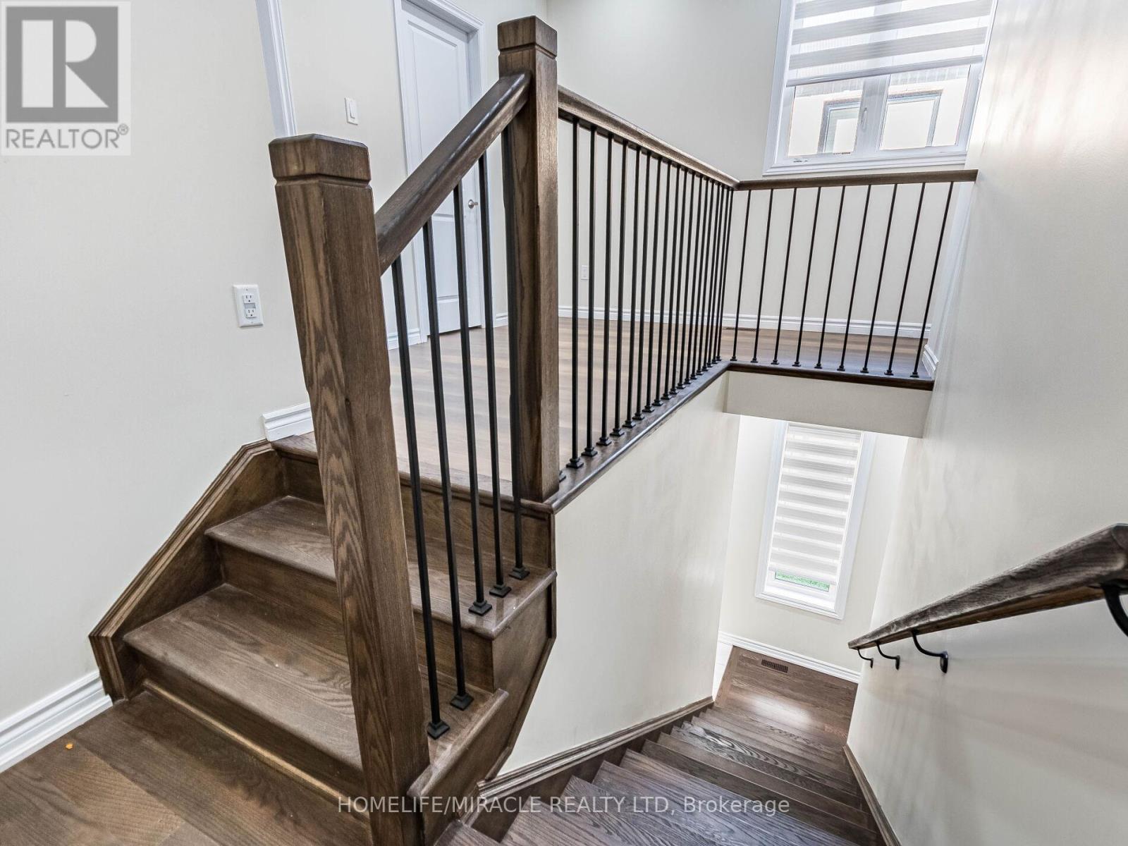 1416 Oakmont Common, Burlington, ON - Indoor Photo Showing Other Room