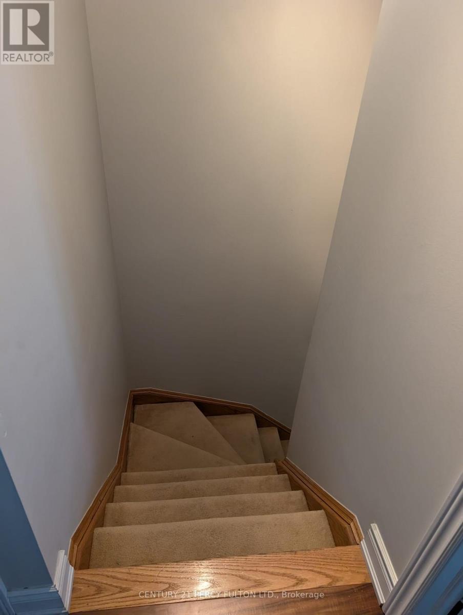 71 Barchester Crescent, Whitby, ON - Indoor Photo Showing Other Room