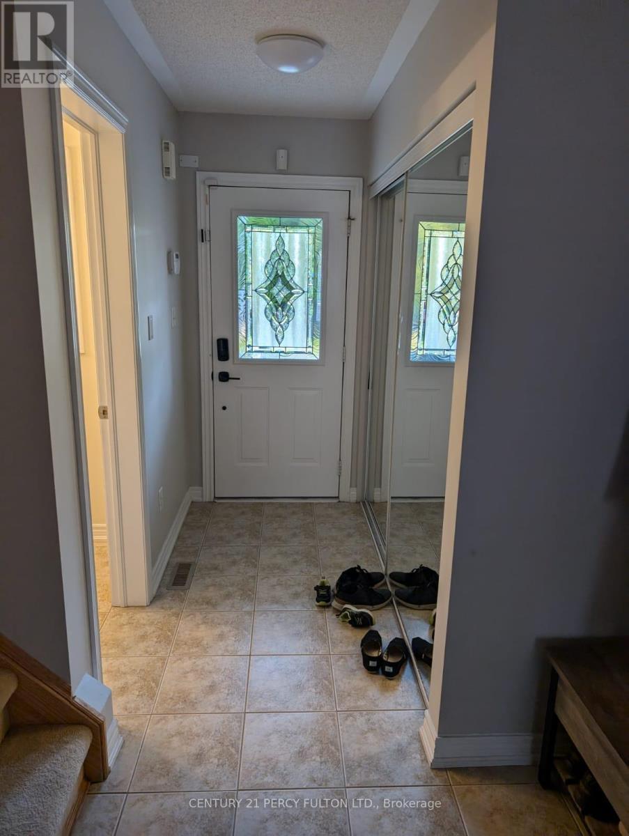 71 Barchester Crescent, Whitby, ON - Indoor Photo Showing Other Room