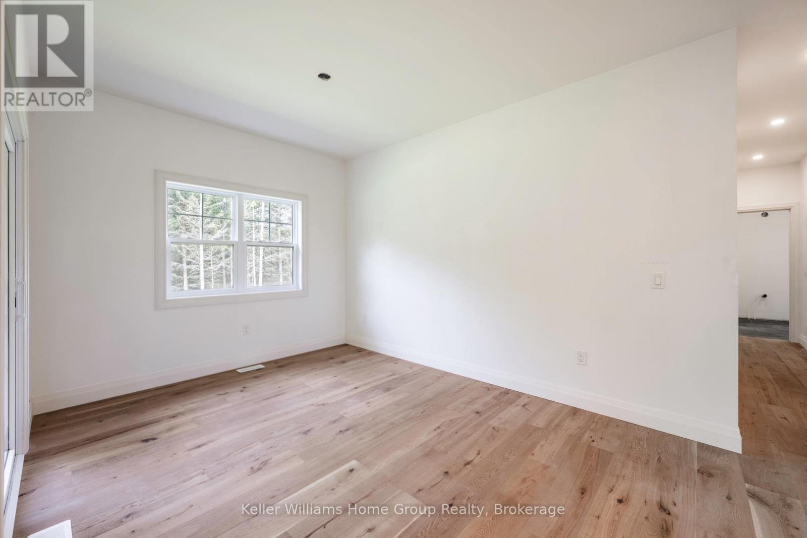 537266 Main Street, Melancthon, ON - Indoor Photo Showing Other Room