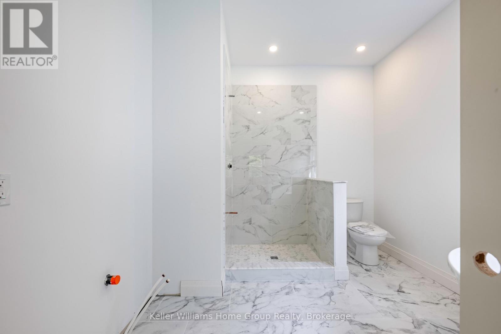 537266 Main Street, Melancthon, ON - Indoor Photo Showing Bathroom