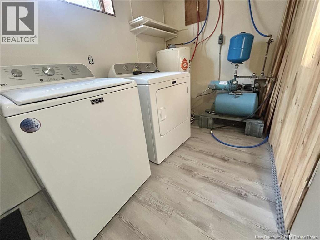 7781 Rte 117, Black River Bridge, NB - Indoor Photo Showing Laundry Room