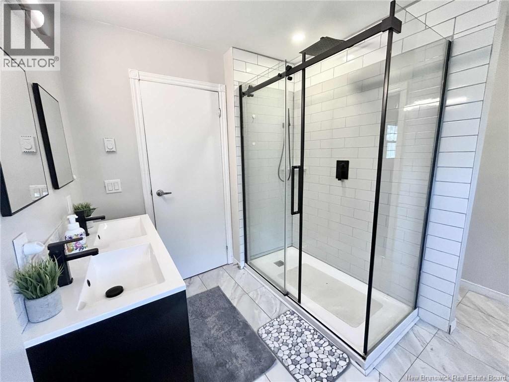 7781 Rte 117, Black River Bridge, NB - Indoor Photo Showing Bathroom