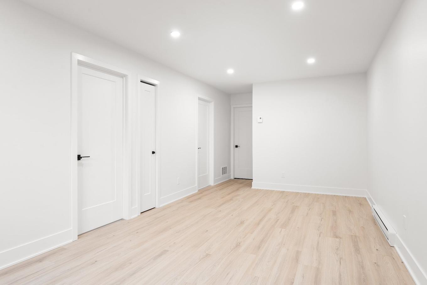 Basement - 7 Rue Lavigne, Boisbriand, QC - Indoor Photo Showing Other Room