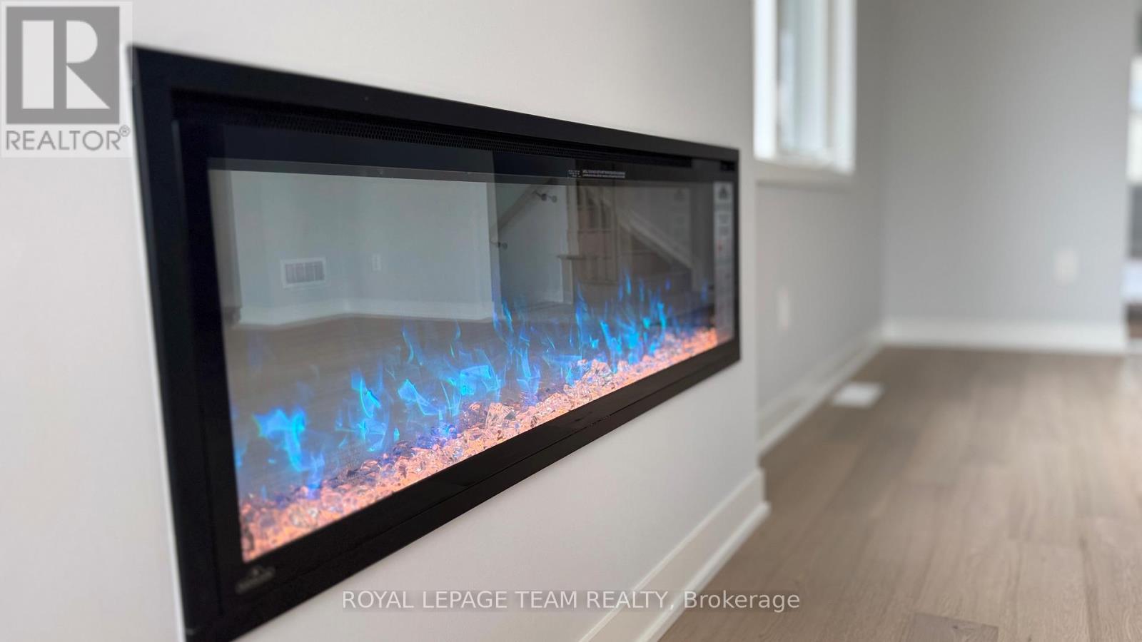 122 Tonic Crescent, Ottawa, ON - Indoor Photo Showing Other Room