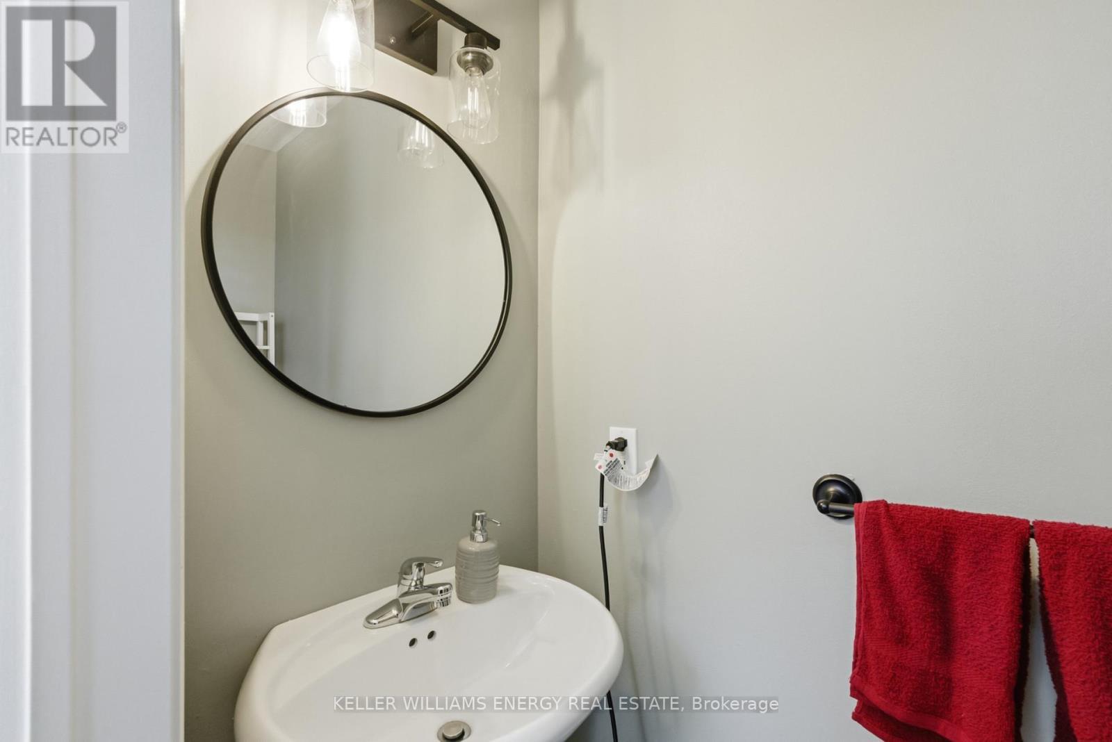 18 Boone Lane, Ajax (South East), ON - Indoor