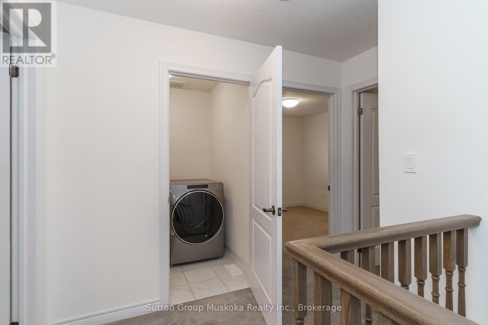14 Braeside Crescent, Huntsville (Chaffey), ON - Indoor Photo Showing Laundry Room