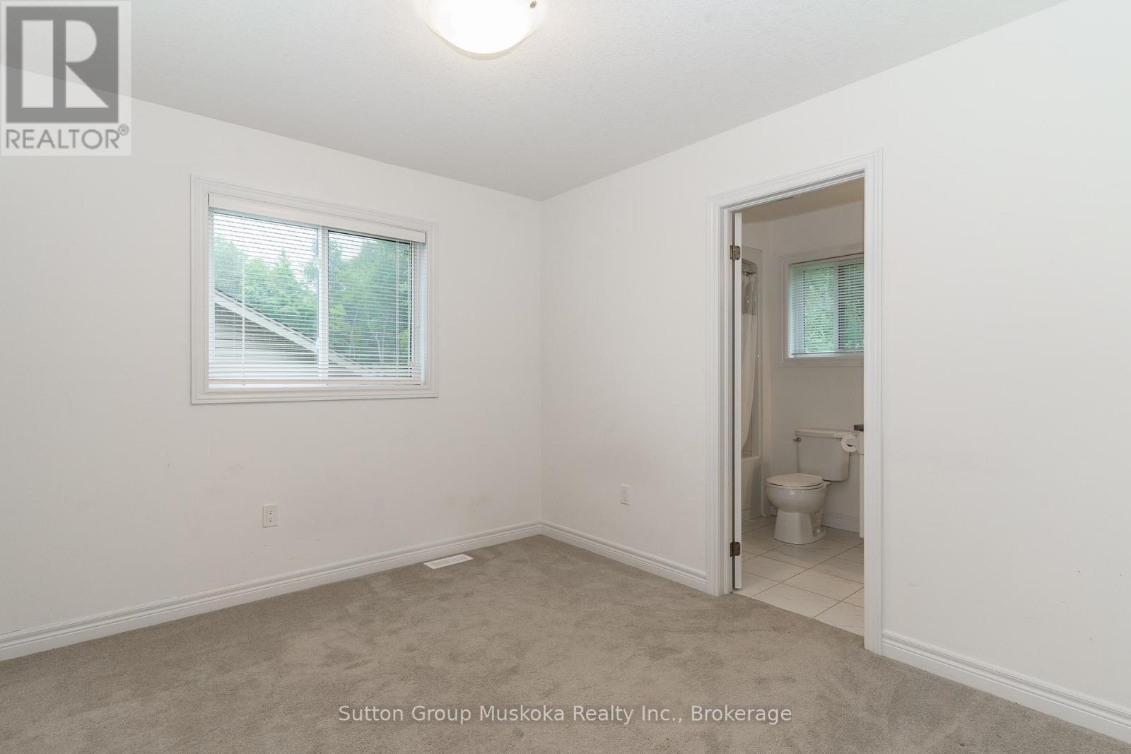 14 Braeside Crescent, Huntsville (Chaffey), ON - Indoor Photo Showing Other Room