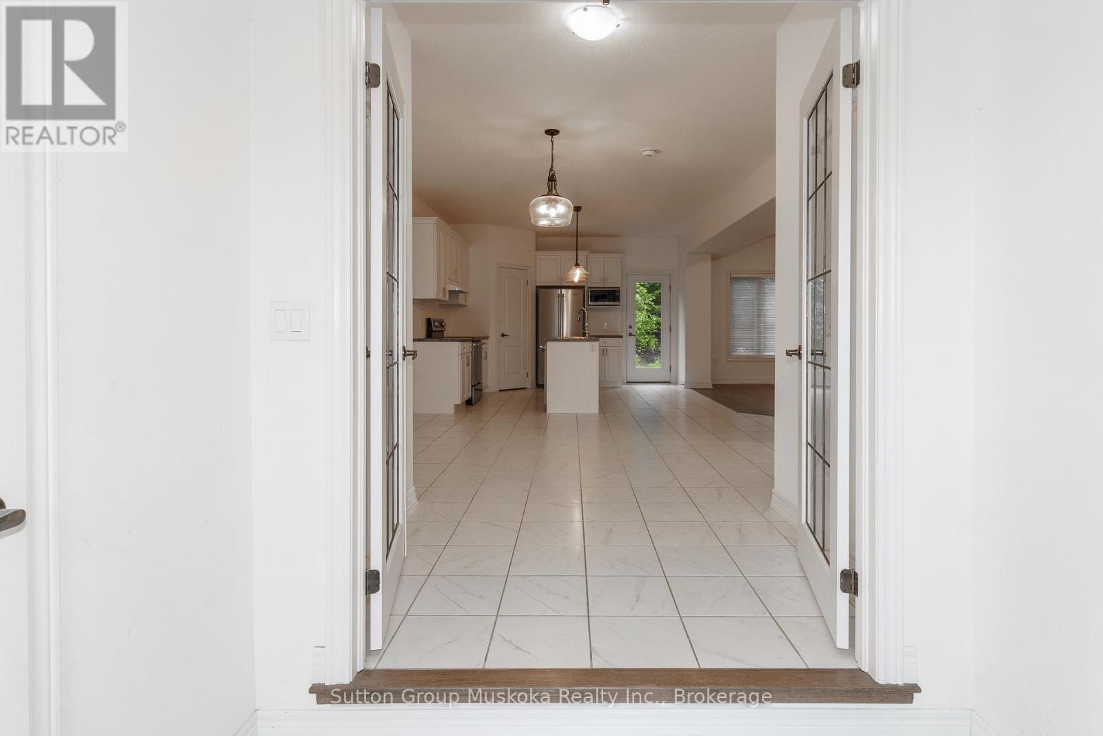 14 Braeside Crescent, Huntsville (Chaffey), ON - Indoor Photo Showing Other Room