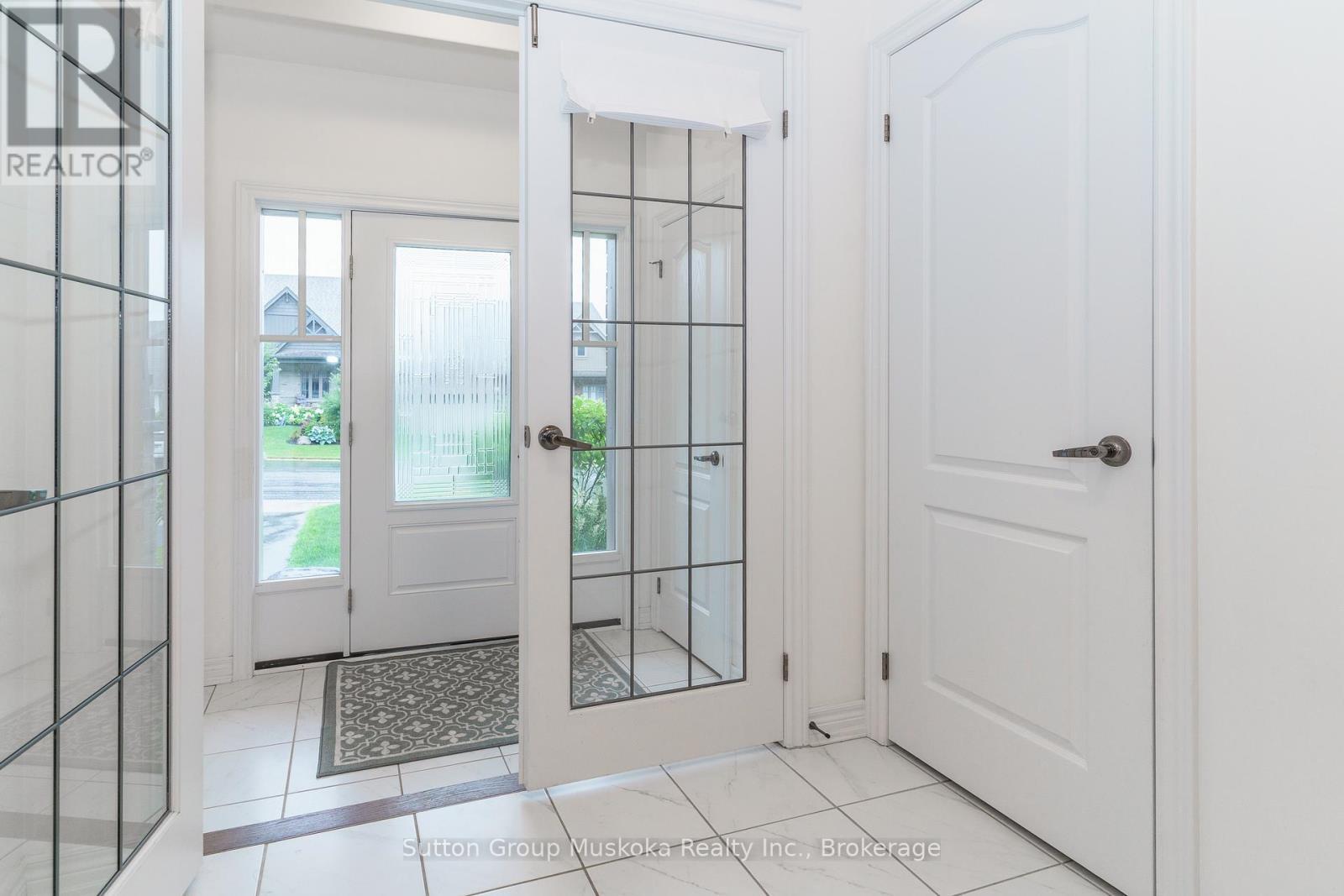 14 Braeside Crescent, Huntsville (Chaffey), ON - Indoor Photo Showing Other Room