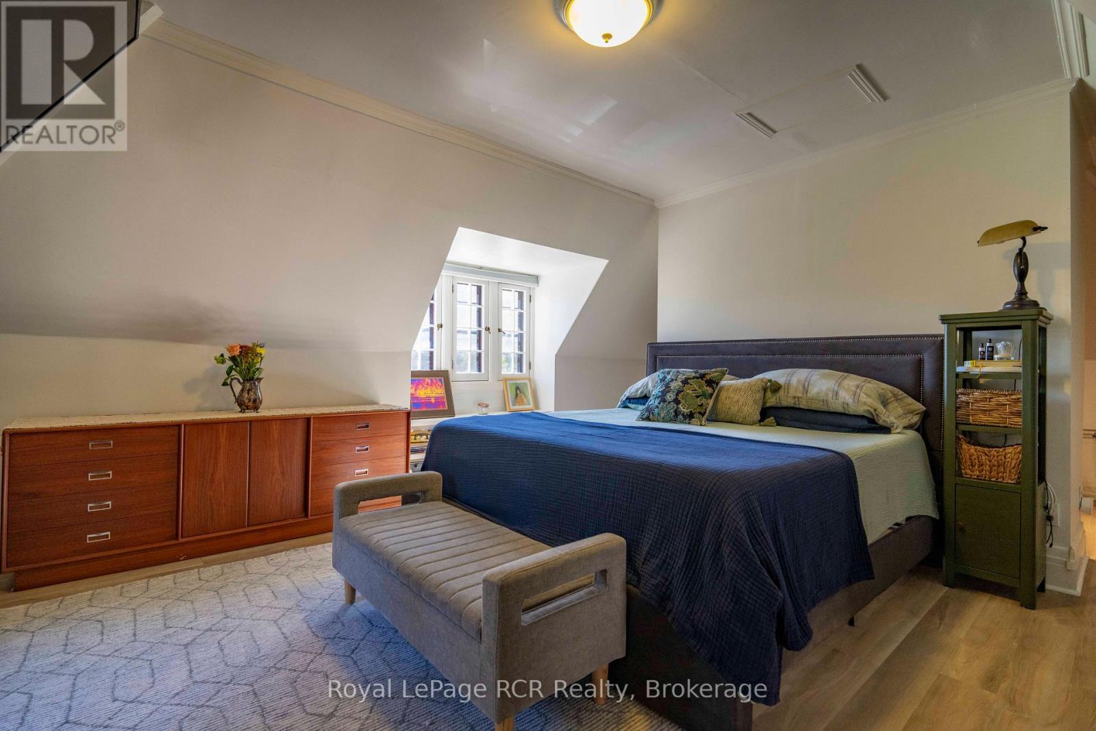 1069 4Th Avenue W, Owen Sound, ON - Indoor Photo Showing Bedroom